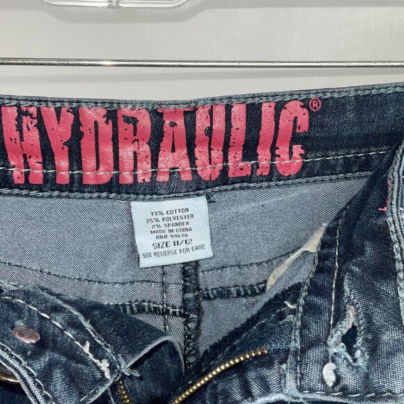 Hydraulic Jean Short - Picture 3 of 5